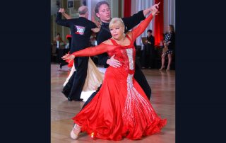 Patti Izzo and Brian Stark dancing