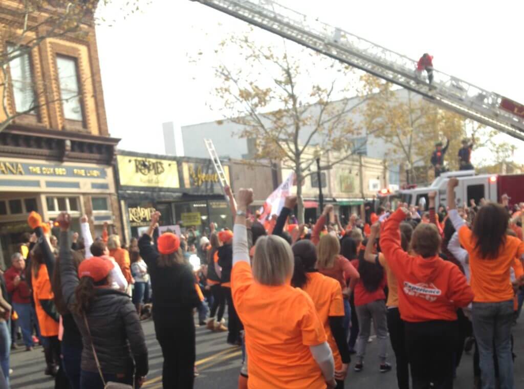 Crowd in Red Bank dancing for kindness